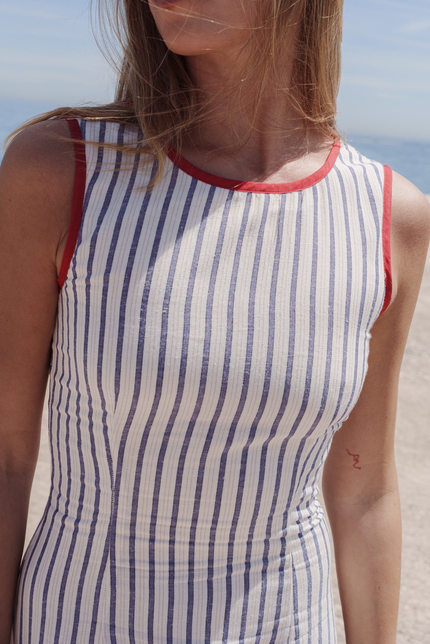 VESTIDO ROMERO RAYAS