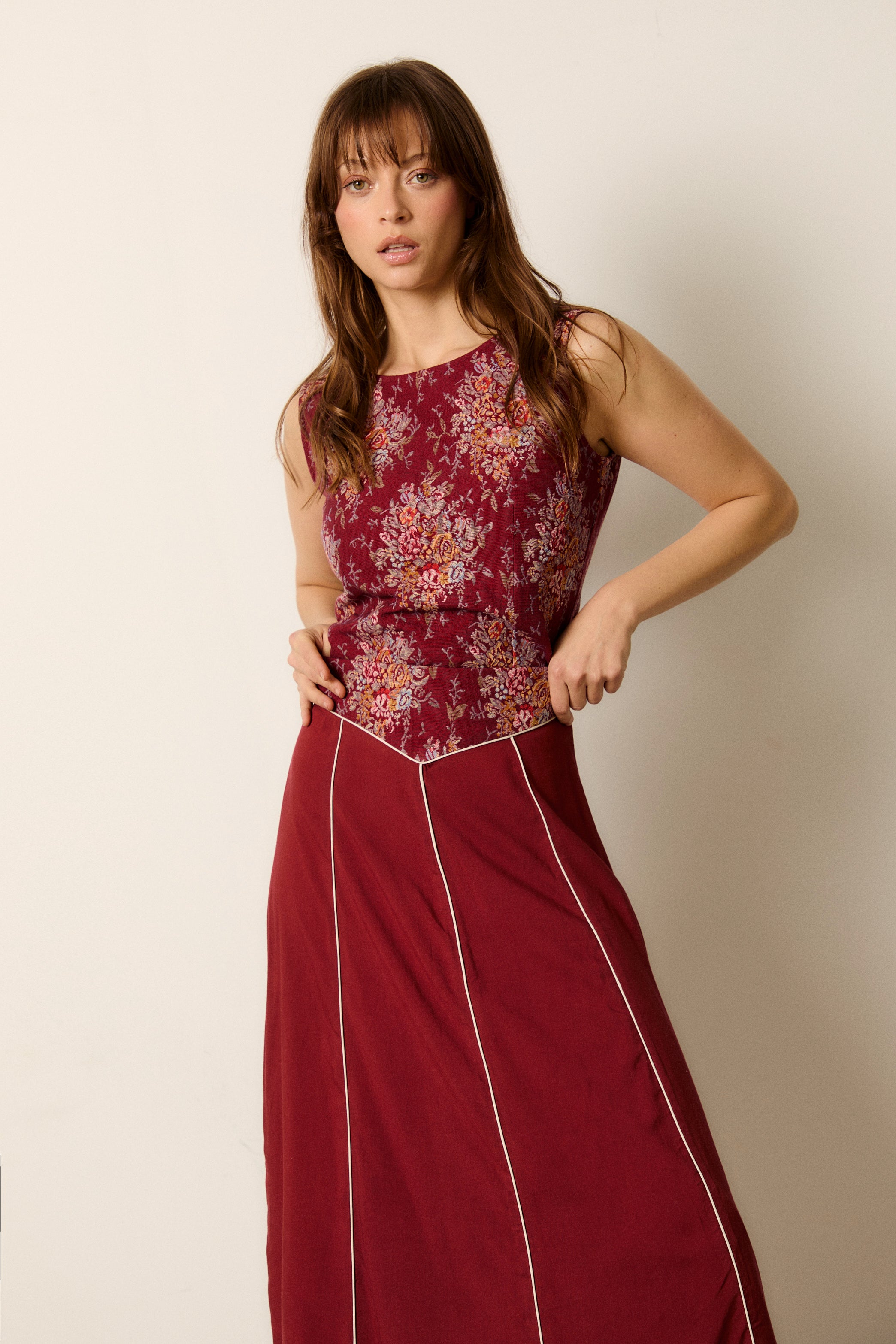 FALDA LISBOA GRANATE