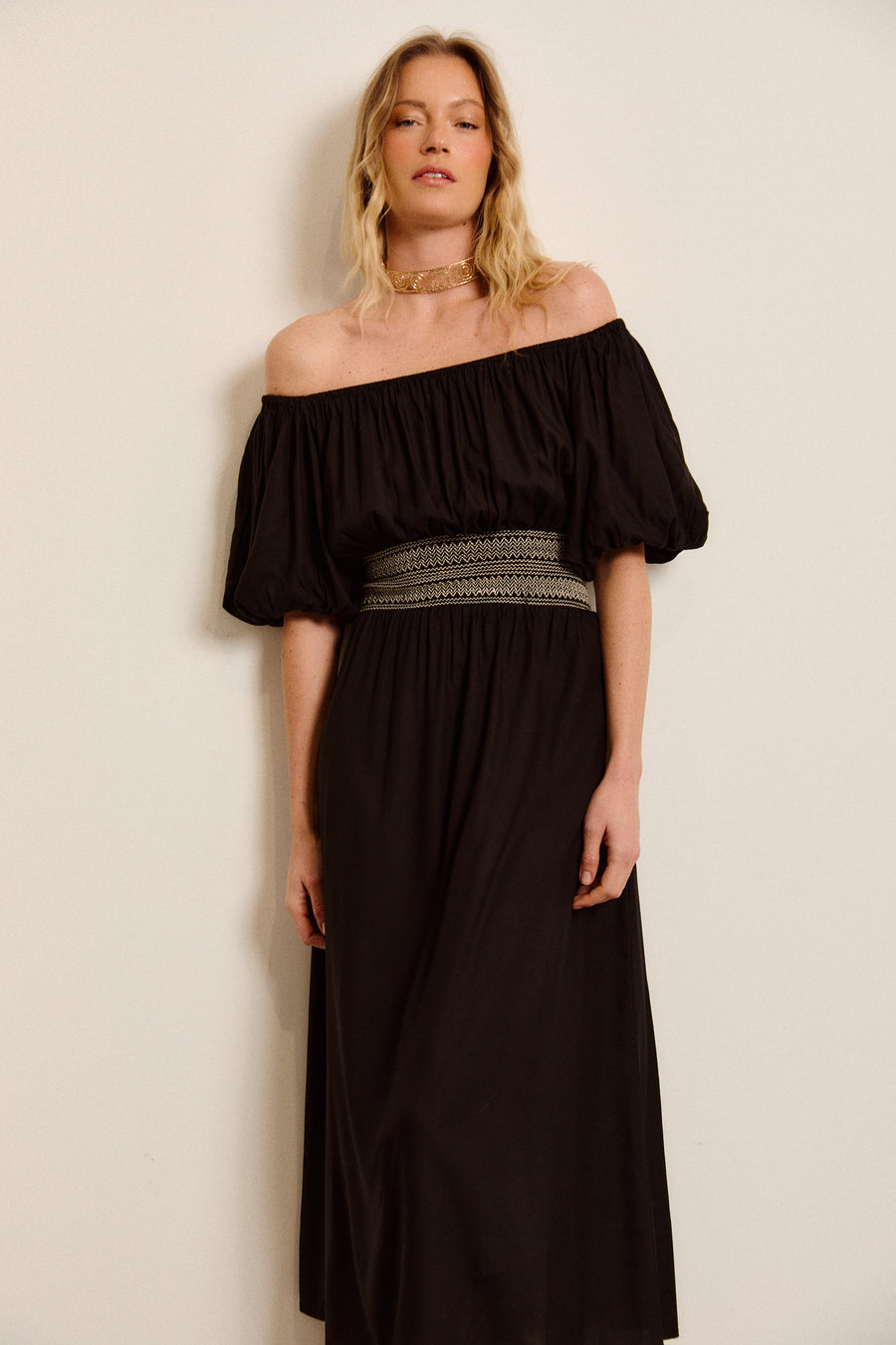 VESTIDO MÓNACO NEGRO