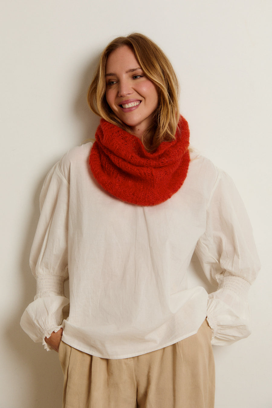 CUELLO MOHAIR ROJO