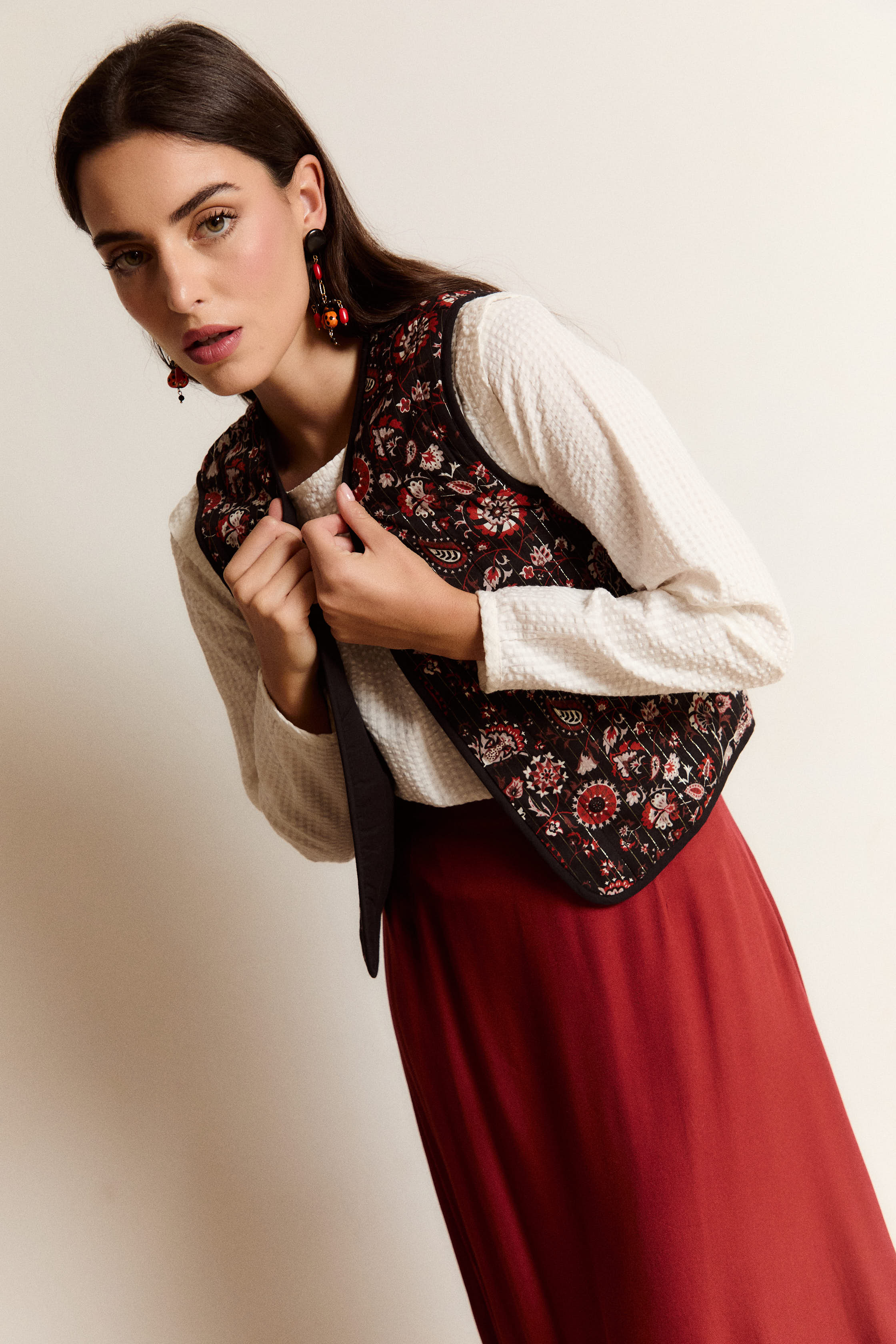 BLACK &amp; INDIE REVERSIBLE VEST