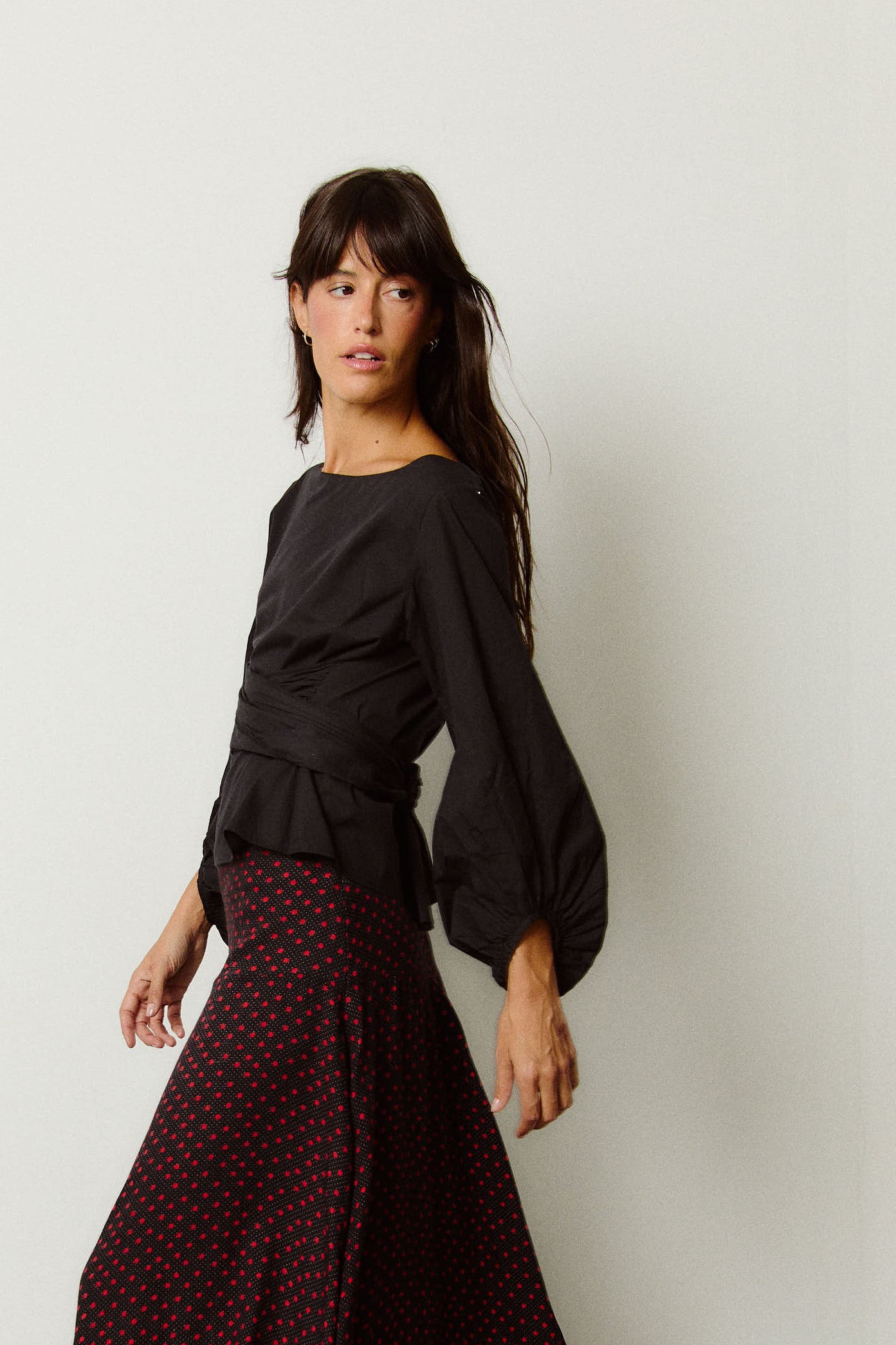 BLUSA LAZO NEGRA