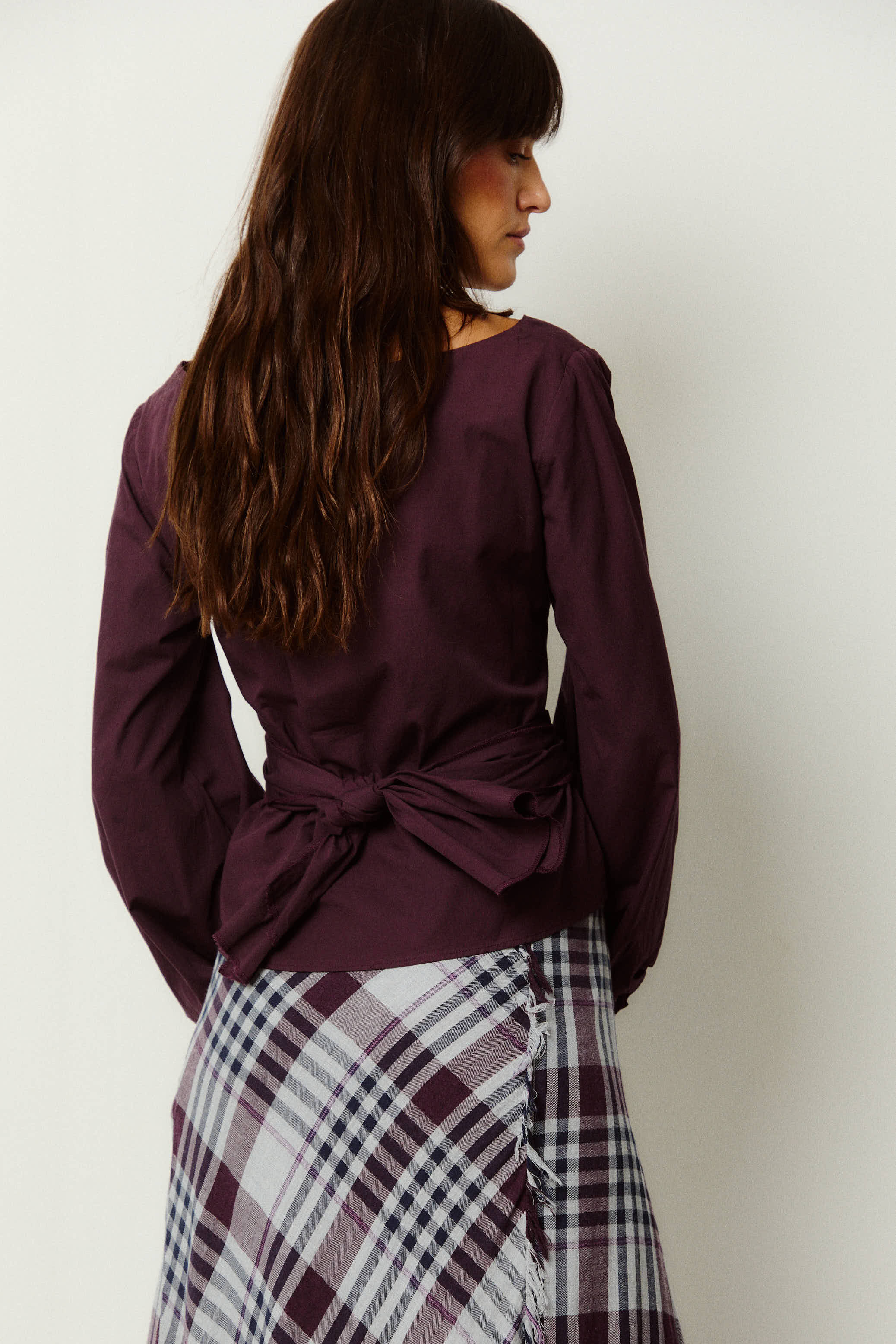 BLUSA LAZO BERENJENA