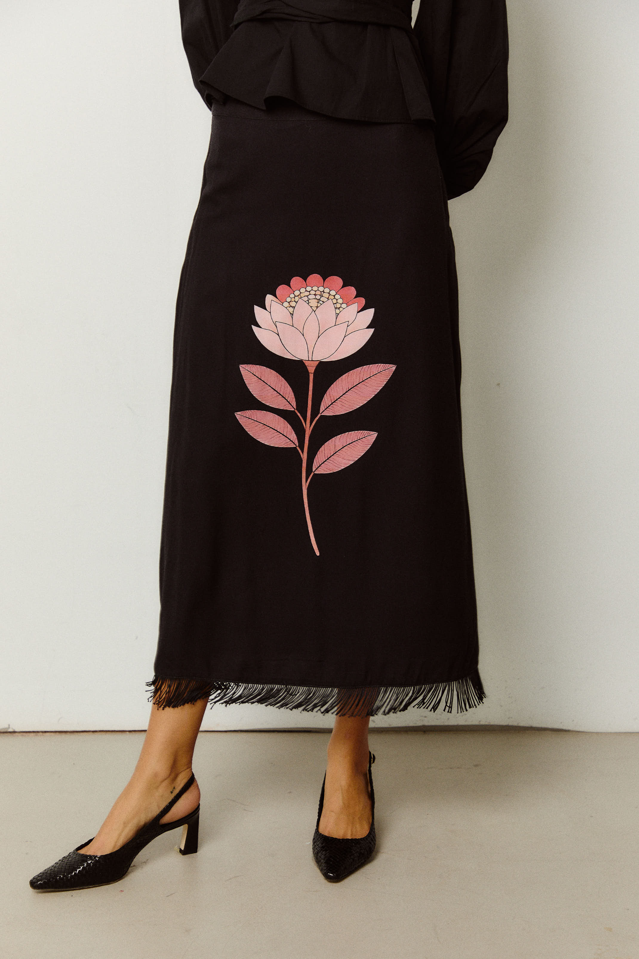 FALDA ORIENTAL NEGRA