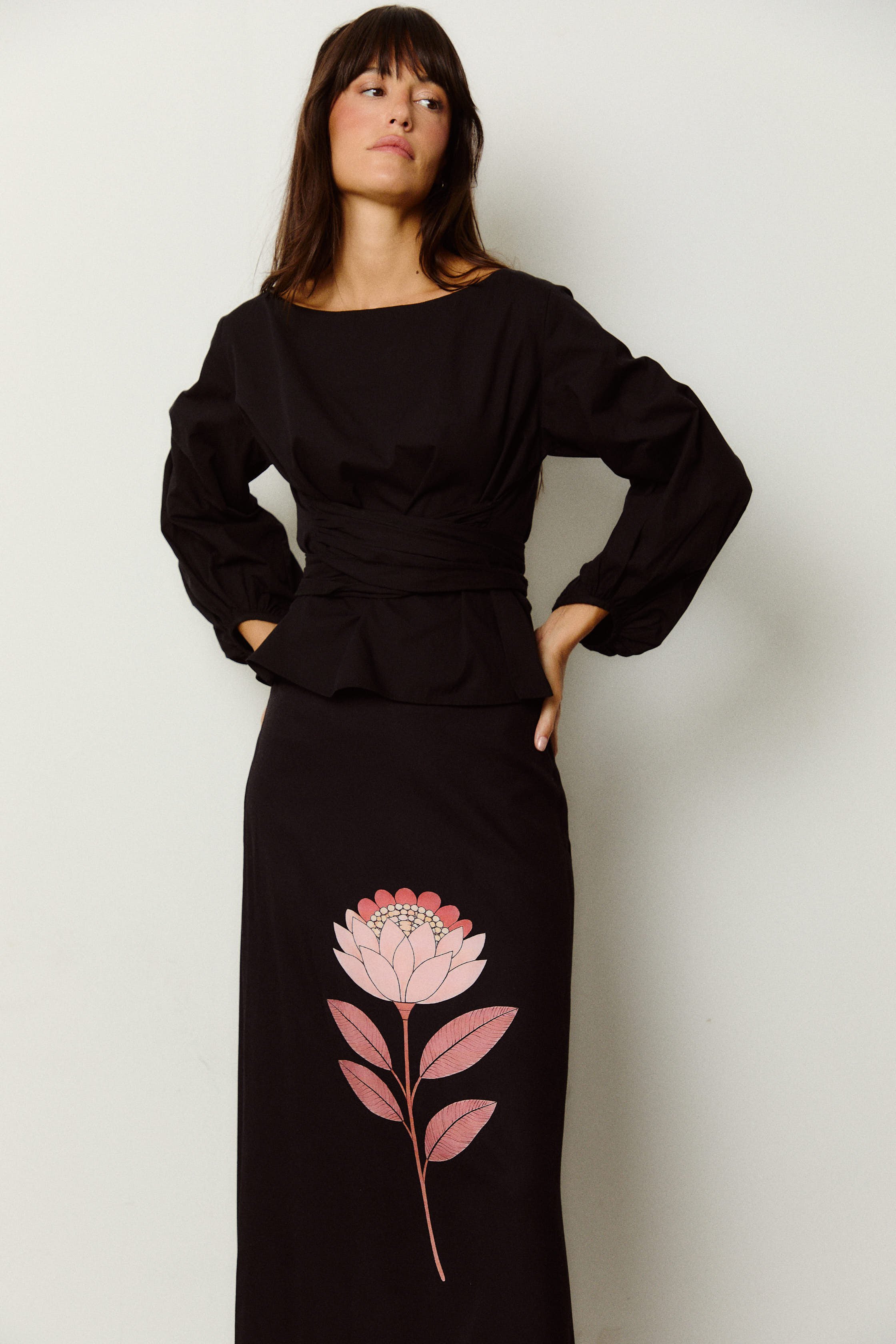 FALDA ORIENTAL NEGRA
