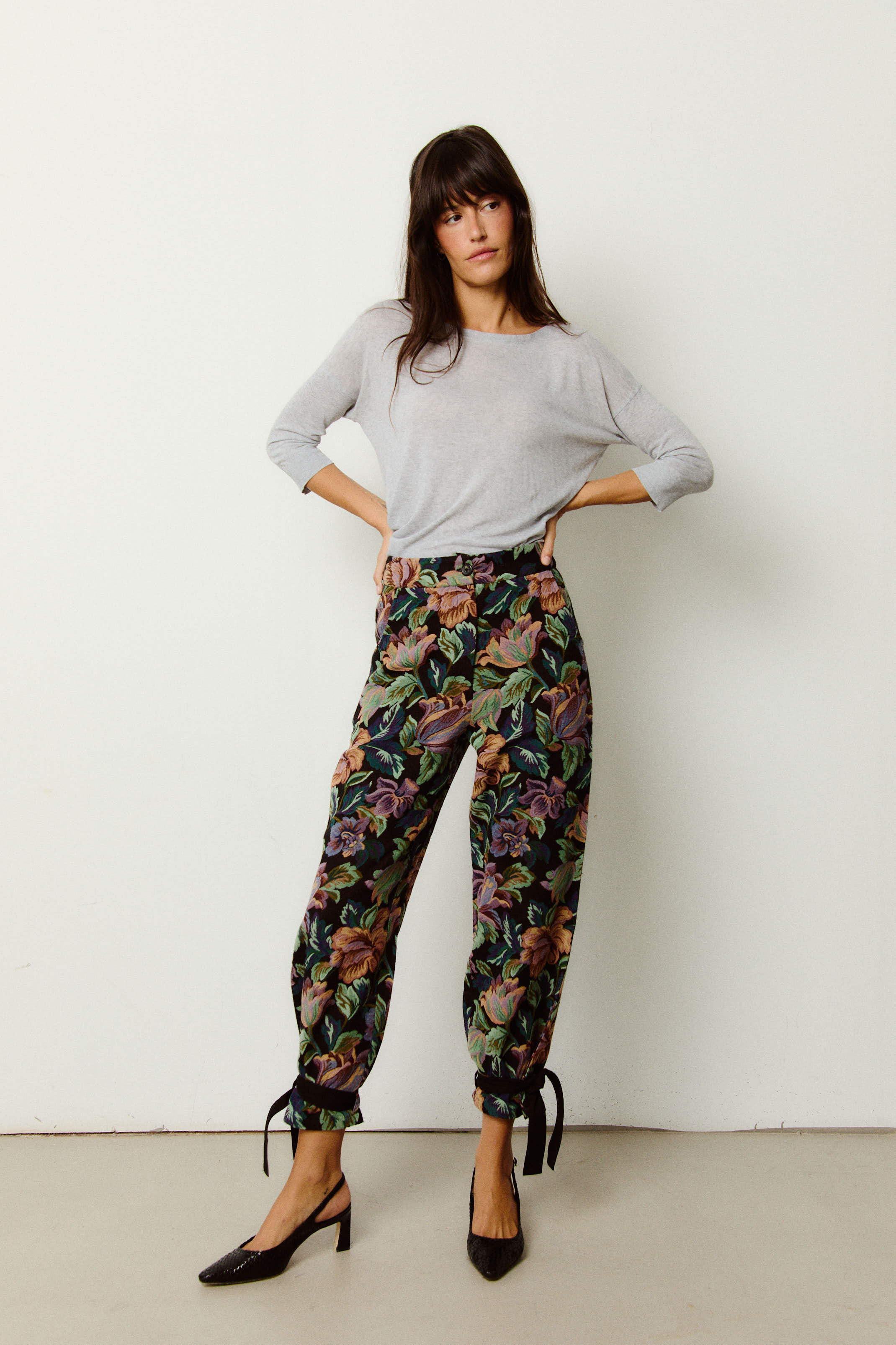 PANTALÓN MULTIPOSICIÓN JAQUARD