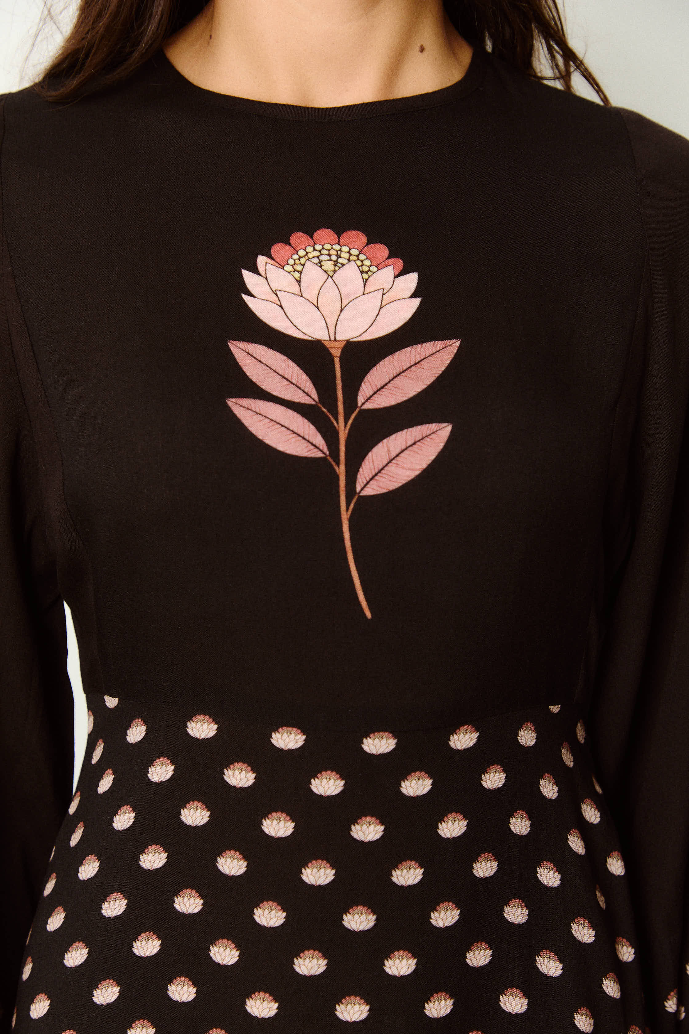VESTIDO MIDI LOTO