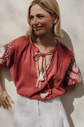 BLUSA RIVERA VINO